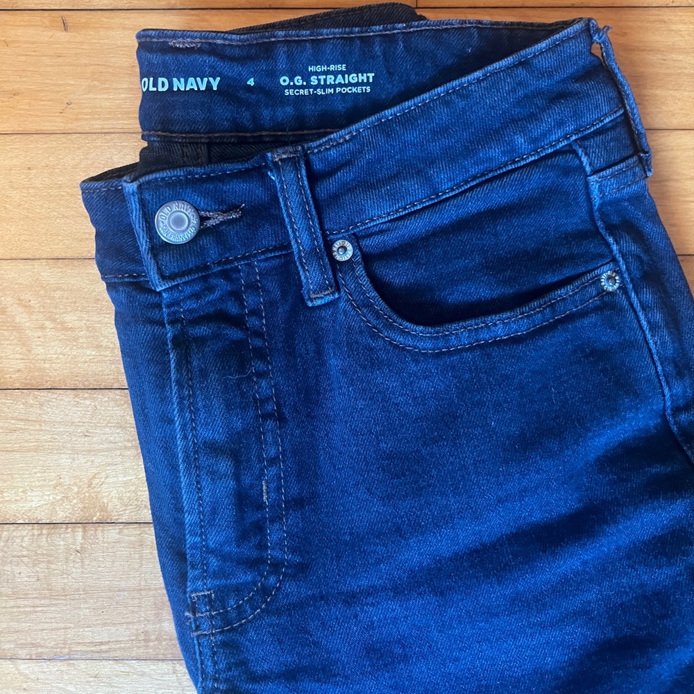Old Navy High Rise O.G. Straight Dark Blue Jeans, Size 4, Very Gently Used - Picture 3 of 3